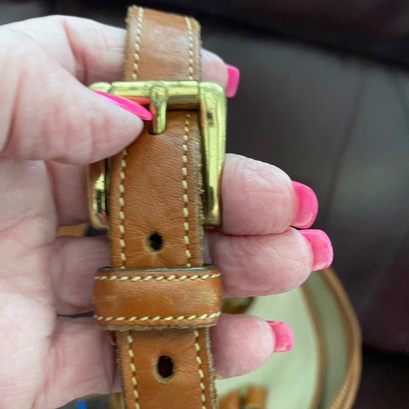 Dooney & Bourke cream leather purse - Picture 6 of 10